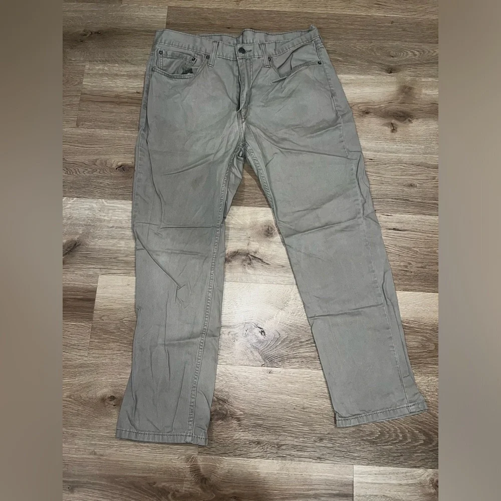Levi's Tan Chinos Straight Leg- 36 x 30